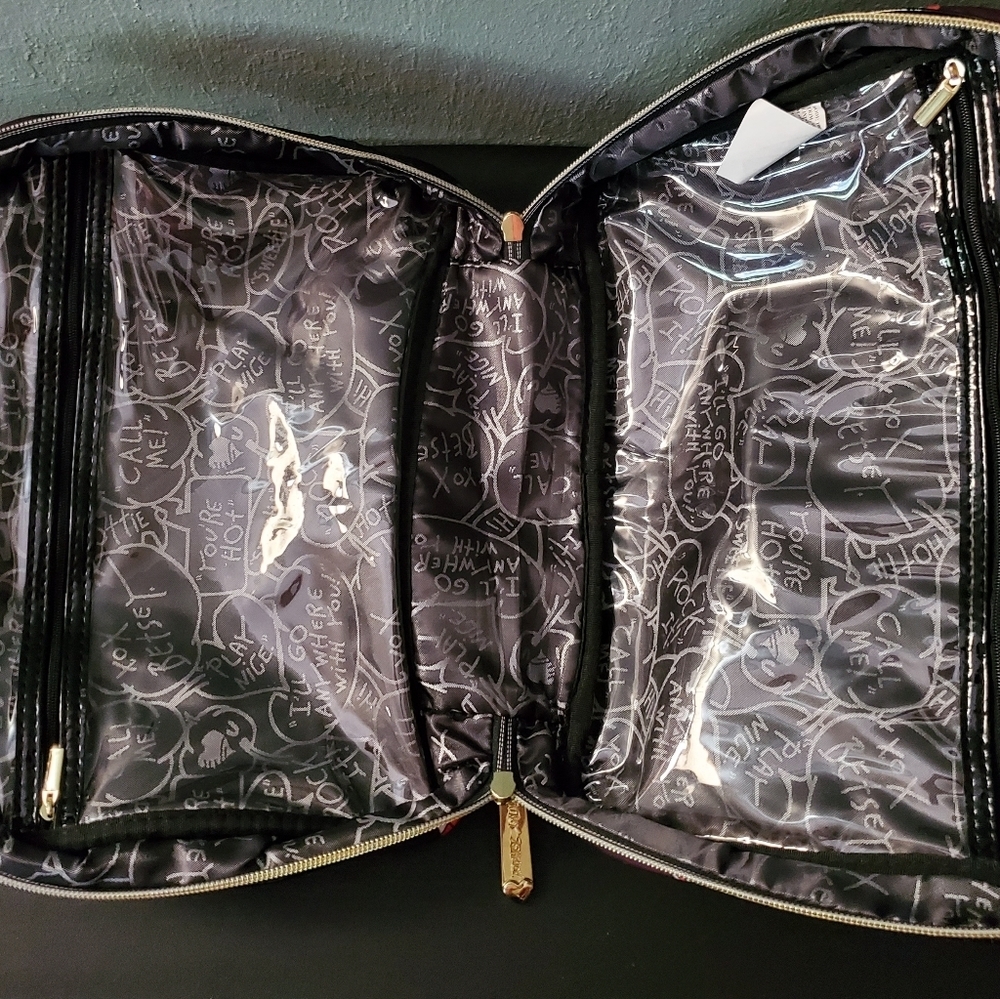 Betsy Johnson Cosmetics Case - Picture 8 of 11